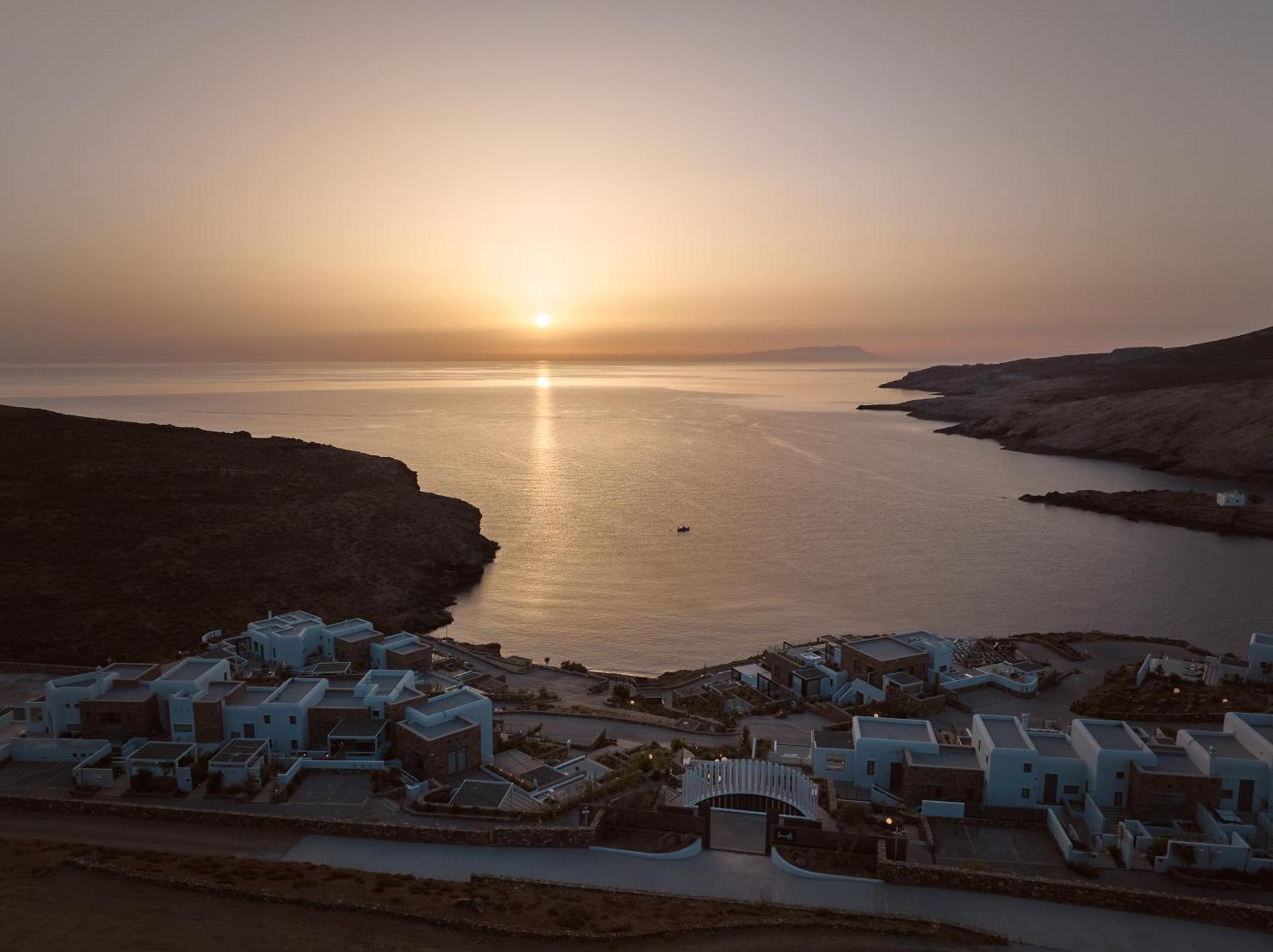 Semeli Coast Mykonos Curio Collection By Hilton Otel Merchia Beach Dış mekan fotoğraf